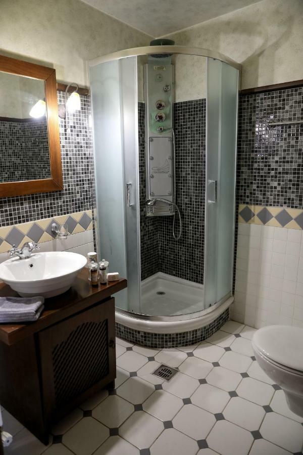 Boutique Hotel Palea Poli 나우사이마티아스 외부 사진